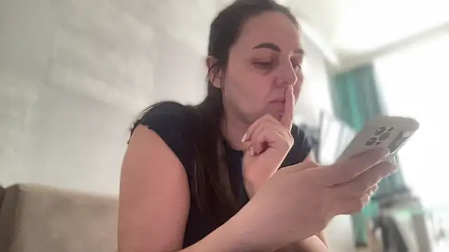 Darsy Rox online show from 04/11/26, 10:41