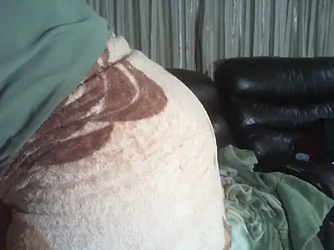 Caramel-Diva online show from 04/16/26, 05:36