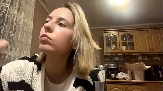 CharmingBlonde online show from 02/20/26, 06:19