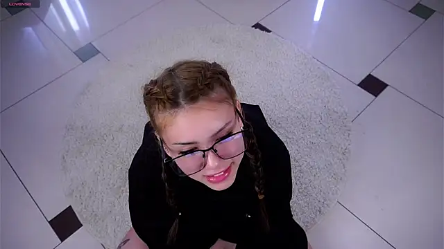 SulemaNeugin online show from 03/29/26, 01:38