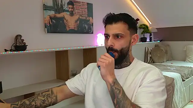 Snapshot of TristanGrey chatting on 02/15/26, 07:05 TristanGrey online show from 02/15/26, 07:05