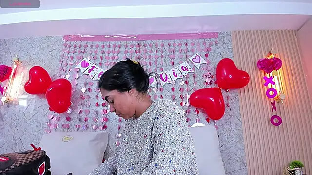 eva lain online show from 02/16/26, 11:28