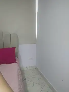 its lauu  online show from 02/09/26, 09:08