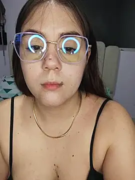 its lauu  online show from 02/22/26, 03:40