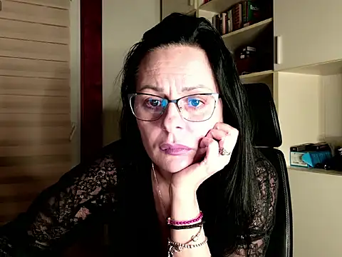 MiriamDelyn online show from 02/11/26, 10:04