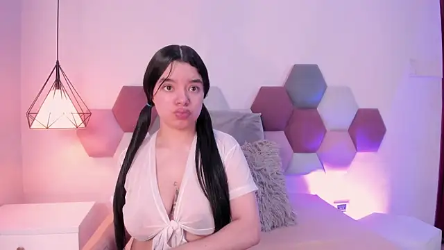 ValeriaBlythe online show from 03/07/26, 12:24