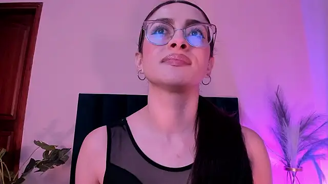 AndraCyruss online show from 03/05/26, 11:45