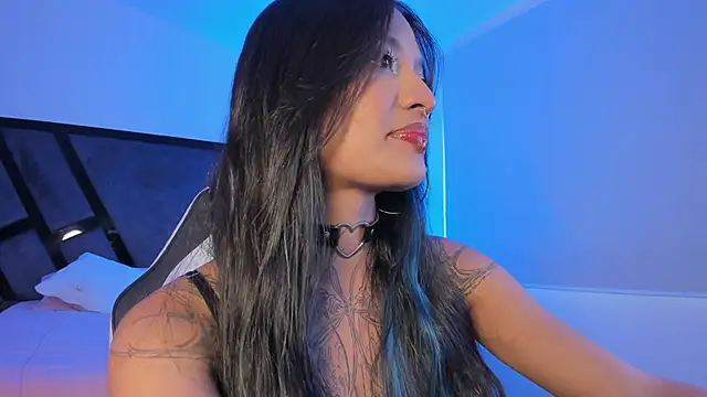 Snapshot of NicoleMonet1 chatting on 03/25/26, 10:38 NicoleMonet1 online show from 03/25/26, 10:38