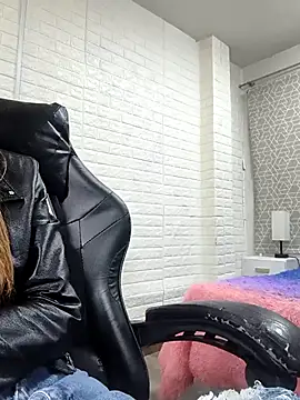 Sara Love 1 online show from 04/14/26, 03:12