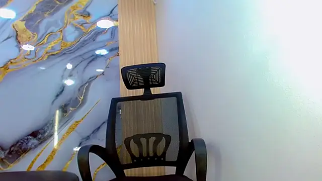 DaviidBuckx  online show from 03/26/26, 02:17