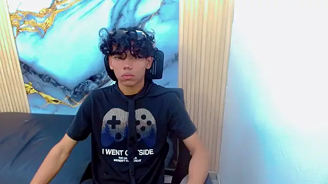 DaviidBuckx  online show from 03/29/26, 02:00