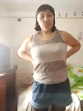 Snapshot of ViolaStar75 chatting on 03/01/26, 09:00 ViolaStar75 online show from 03/01/26, 09:00