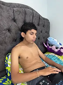 two cam latin online show from 03/06/26, 04:20