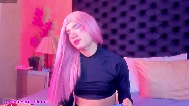 VeronikaBloom  online show from 03/24/26, 04:17