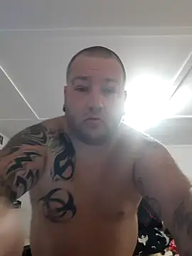 hotfiremike online show from 02/10/26, 01:15