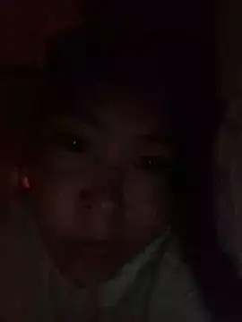 Snapshot of Yiyoongg chatting on 06/18/26, 11:42 Yiyoongg online show from 06/18/26, 11:42