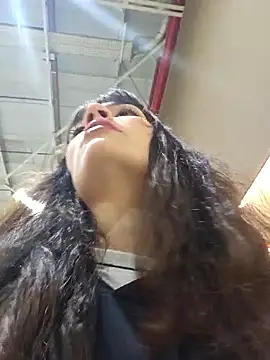 VelvetSolez online show from 04/15/26, 10:54