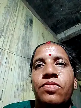 Snapshot of Anitarakkoli chatting on 02/16/26, 11:34 Anitarakkoli online show from 02/16/26, 11:34