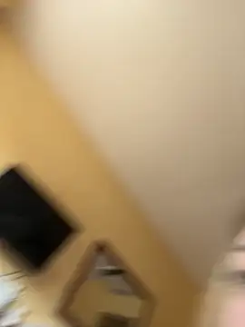 Snapshot of secretdoll00 chatting on 02/16/26, 09:05 secretdoll00 online show from 02/16/26, 09:05