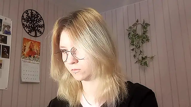 RunawayBr1de online show from 02/19/26, 02:13