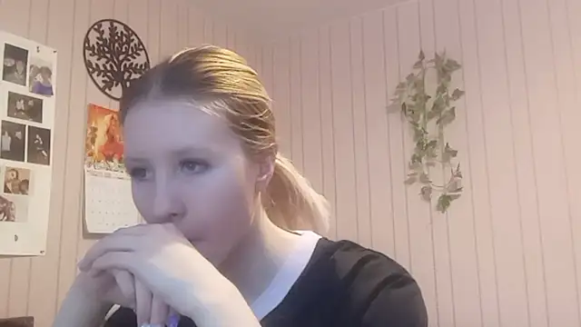 RunawayBr1de online show from 02/22/26, 02:37