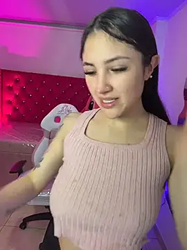 Snapshot of babyy_nicols_m chatting on 07/08/26, 03:11 babyy nicols m online show from 07/08/26, 03:11