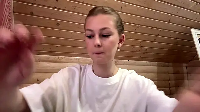 Snapshot of TessSamul chatting on 05/07/26, 04:01 TessSamul online show from 05/07/26, 04:01