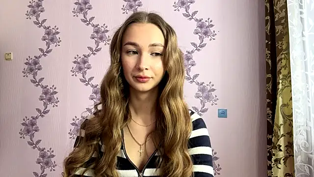 LacieHelaire online show from 03/04/26, 07:03