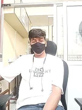 hotyboy 89 online show from 04/28/26, 04:50