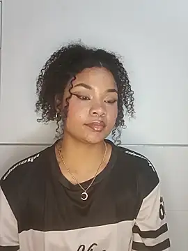 BrianaSweetxxx online show from 02/16/26, 02:07