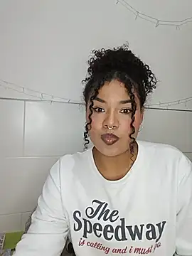 BrianaSweetxxx online show from 07/03/26, 04:19