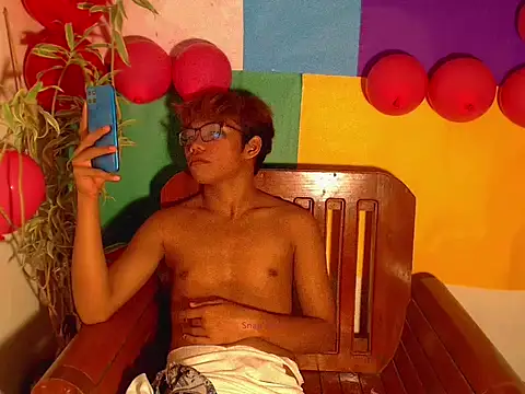 shopiaxox1 online show from 02/16/26, 11:01