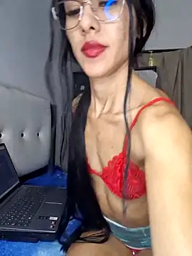 Snapshot of Alannys19 chatting on 06/03/26, 01:41 Alannys19 online show from 06/03/26, 01:41