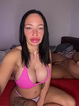 SaraHotDiamond xoxo online show from 05/05/26, 07:55