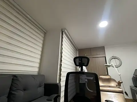 Encantadora Eva online show from 02/14/26, 01:35