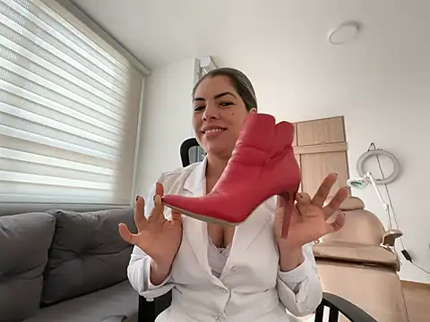 Encantadora Eva online show from 03/05/26, 06:48