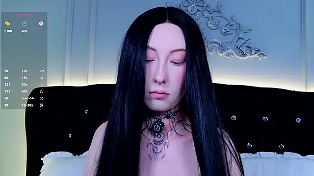 Snapshot of roxy_morrison_x chatting on 05/24/26, 03:44 roxy morrison x online show from 05/24/26, 03:44