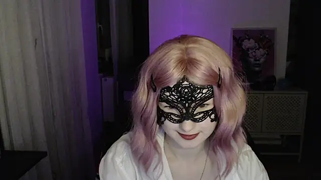 LunaXcherry online show from 02/23/26, 08:28