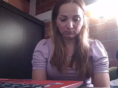 diamondgoddessfeet online show from 03/05/26, 02:07