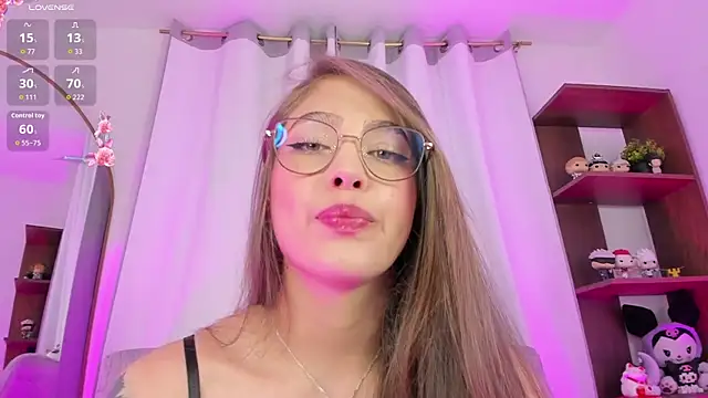 Snapshot of Anny1_ chatting on 05/04/26, 11:34 Anny1 online show from 05/04/26, 11:34