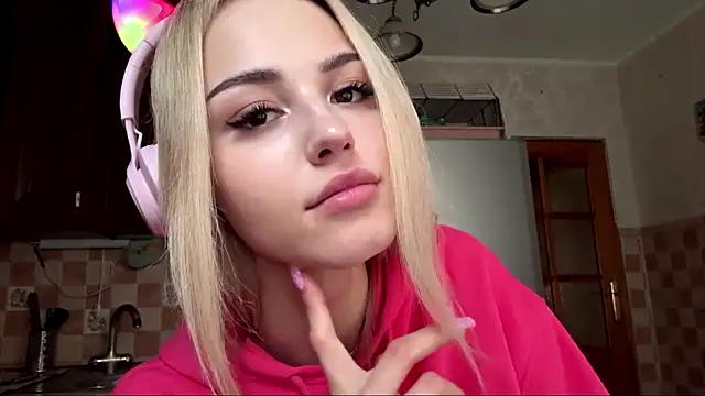 Evva mayy online show from 03/07/26, 05:59