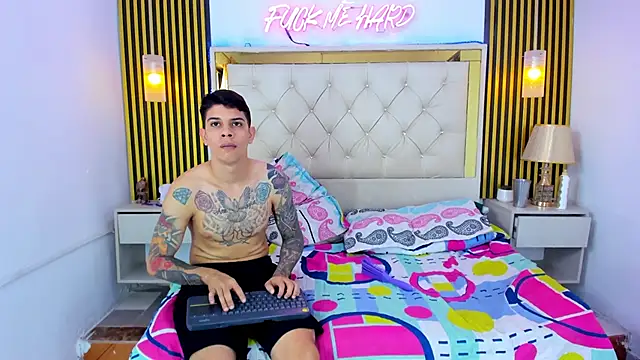 Adventurous Boys online show from 04/05/26, 06:38