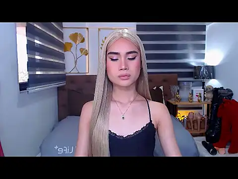 JuicyCockThea online show from 04/13/26, 01:33