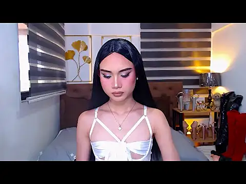 JuicyCockThea online show from 05/08/26, 01:00