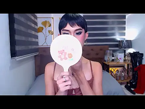 Snapshot of JuicyCockThea chatting on 06/23/26, 02:26 JuicyCockThea online show from 06/23/26, 02:26