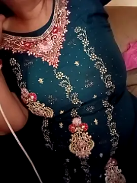 Simran 008 online show from 04/29/26, 09:35