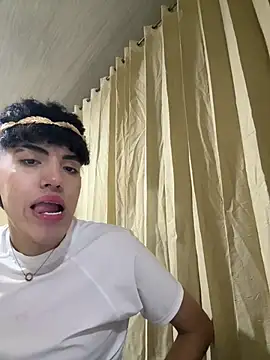 max femboy online show from 03/10/26, 05:12