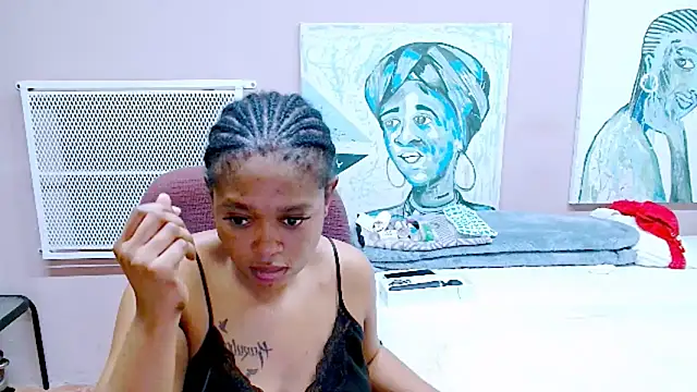 TyraHotxxx online show from 05/15/26, 01:12