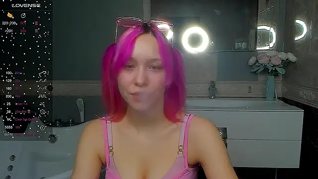 EmilyTrase online show from 03/26/26, 03:45