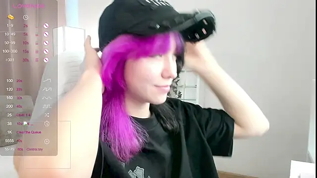 Snapshot of EmilyTrase chatting on 06/27/26, 01:10 EmilyTrase online show from 06/27/26, 01:10